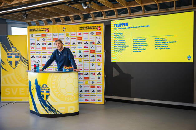 260401 Head coach Tony Gustavsson of the Swedish women s national football team at a press conference on April 1, 2026 in Stockholm Photo Jonathan Näckstrand BILDBYRAN COP 94 JN0260 fotboll football soccer fotball vm kval kval fifa womens world cup qualifier qualifier presskonferens press conference sverige sweden dam bbeng Copyright: JONATHANxNÄCKSTRAND BB260401JN009