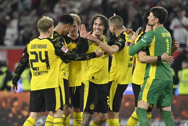 after the end of the match final cheers, joy, happiness, jubilation BVB Borussia Dortmund VfB Stuttgart vs Borussia Dortmund BVB 04 04 2026 DFL REGULATIONS PROHIBIT ANY USE OF PHOTOGRAPHS AS IMAGE SEQUENCES AND OR QUASI VIDEO VfB Stuttgart vs Borussia Dortmund BVB