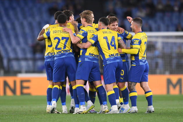 Foto IPP Luciano Adriani Roma 04 04 2026 Campionato di calcio Serie A Tim 2025-2026 Lazio v Parma Nella foto: Enrico Del Prato, al centro, esulta dopo il gol con i compagni Italy Photo Press - World Copyright Roma italy Italia ITALY Copyright: xR4924_italyphotopressx