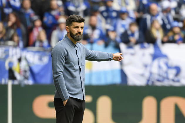 Coach Miron Muslic FC Schalke gestures during the 2 Bundesliga match between FC Schalke 04 and Karlsruher SC, Veltins Arena on April 05, 2026 in Gelsenkirchen, Germany Photo by Max Maiwald DeFodi Images Trainer Miron Muslic FC Schalke gestures during the 2 Bundesliga match between FC Schalke 04 and Karlsruher SC at Veltins Arena on April 5, 2026 in Gelsenkirchen, Germany Photo by Max Maiwald DeFodi Images Photo by Max Maiwald DeFodi Images