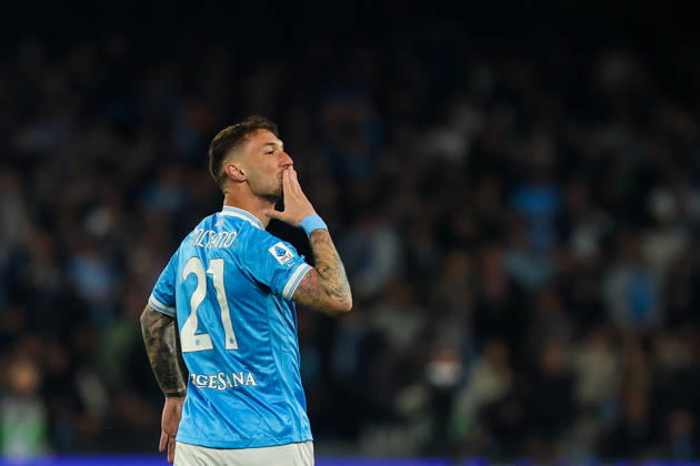 Napoli™s Matteo Politano celebrates after scoring goal 1-0 during the Serie A soccer match between Napoli and Milan at the Diego Armando Maradona Stadium in Naples, southern italy - Monday , April 06 , 2026. - Soccer . Copyright: xAlessandroxGarofalo LaPressex