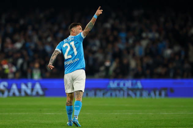 Napoli™s Matteo Politano celebrates after scoring goal 1-0 during the Serie A soccer match between Napoli and Milan at the Diego Armando Maradona Stadium in Naples, southern italy - Monday , April 06 , 2026. - Soccer . Copyright: xAlessandroxGarofalo LaPressex