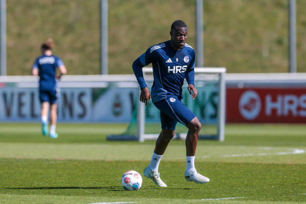 08 04 2026, Football, Training of FC Schalke 04 Bryan Lasme FC Schalke 04 Gelsenkirchen Training ground FC Schalke 04 NRW Germany xRHR PHOTO YYx Copyright: RHR-FOTOx RHR-FOTO YY