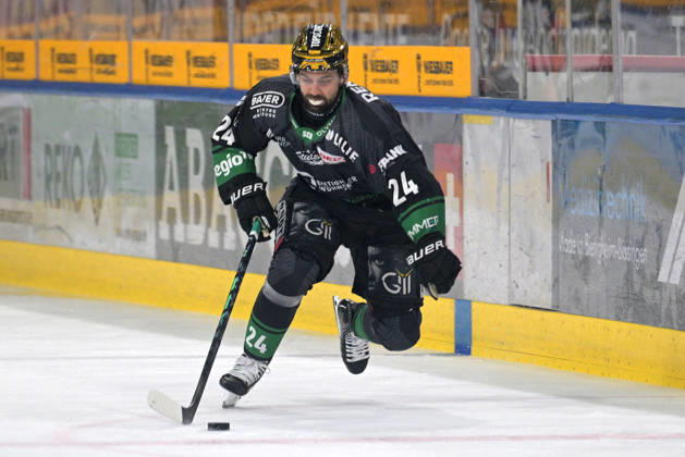 Cole Fonstad Bietigheim Steelers, 24 on the puck Bietigheim Steelers vs EC Kassel Huskies, Ice Hockey, DEL 2, PlayOff Game 4, Season 2025 2026, 08 04 2026 Bietigheim Steelers vs EC Kassel Huskies, Ice Hockey, DEL 2, PlayOff Game 4, Season 2025 2026, 08 04 2026 Bietigheim Copyright: xEibner-Pressefotox EP_TBR