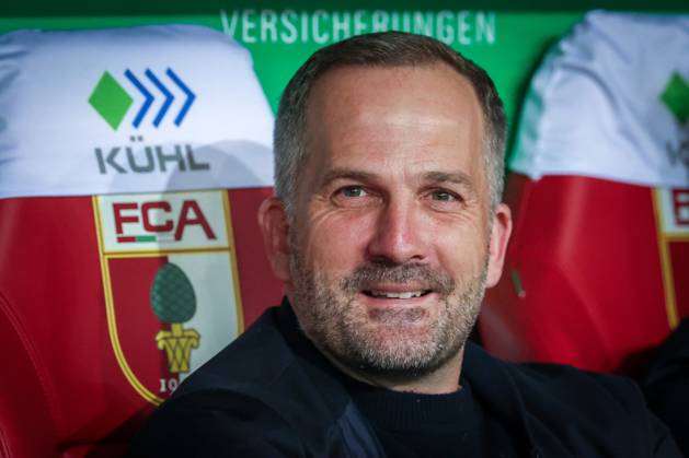 Head Coach Manuel Baum FC Augsburg , FC Augsburg vs TSG 1899 Hoffenheim, Football, Men, Bundesliga, Season 2025 2026, Second round, 29 Matchday, 10 04 2026 DFB regulations prohibit any use of photographs as image sequences and or quasi video Augsburg Bayern Germany Copyright: xkolbert-press MartinxAgüerax