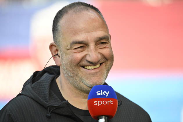 before the match Coach Frank Schmidt 1 FC Heidenheim 1846 FCH Portrait in interview Microphone Micro Logo SKY 1 FC Heidenheim 1846 FCH vs 1 FC Union Berlin FCU 11 04 2026 DFL REGULATIONS PROHIBIT ANY USE OF PHOTOGRAPHS AS IMAGE SEQUENCES AND OR QUASI VIDEO 1 FC Heidenheim 1846 FCH vs 1 FC Union Berlin FCU