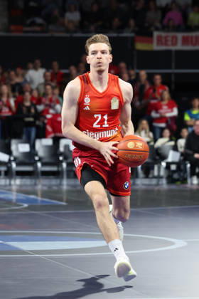 Justuz Hollatz FC Bayern Basketball, 21 , GER, FC Bayern Basketball vs Niners Chemnitz, Basketball, easycredit Basketball Bundesliga, 29 Matchday, Season 2025 2026, 12 04 2026, GER, FC Bayern Basketball vs Niners Chemnitz, Basketball, easycredit Basketball Bundesliga, 29 Matchday, Season 2025 2026, 12 04 2026 Munich Copyright: xEibner-Pressefoto JennixMaulx EP_JML