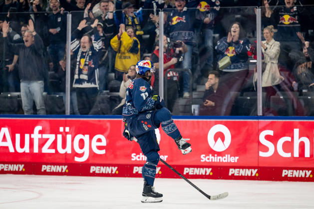 Markus Eisenschmid EHC Red Bull Muenchen, 11 celebrates his goal for 4 1 GER, EHC Red Bull Muenchen vs Adler Mannheim, ice hockey, DEL, playoffs, semi-final game 4, season 2025 2026, 14 04 2026 GER, EHC Red Bull Muenchen vs Adler Mannheim, ice hockey, DEL, playoffs, semi-final game 4, season 2025 2026, 14 04 2026 Muenchen Copyright: xEibner-Pressefoto HeikexFeinerx EP_HFR
