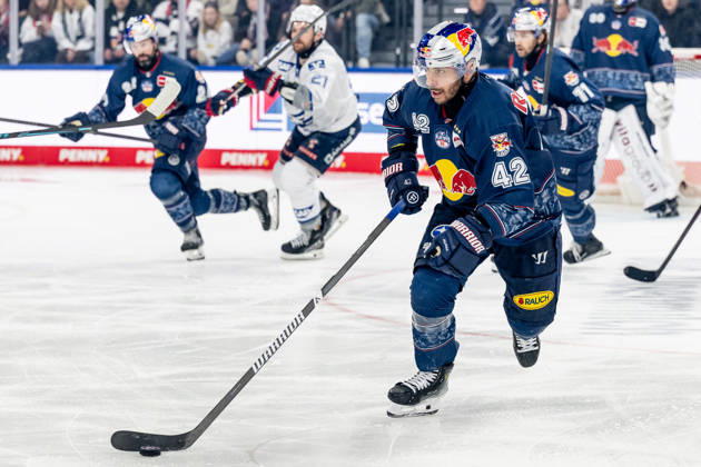 Yasin Ehliz EHC Red Bull Muenchen, 42 GER, EHC Red Bull Muenchen vs Adler Mannheim, Ice Hockey, DEL, Playoffs, Semifinal Game 4, Season 2025 2026, 14 04 2026 GER, EHC Red Bull Muenchen vs Adler Mannheim, Ice Hockey, DEL, Playoffs, Semifinal Game 4, Season 2025 2026, 14 04 2026 Muenchen Copyright: xEibner-Pressefoto HeikexFeinerx EP_HFR