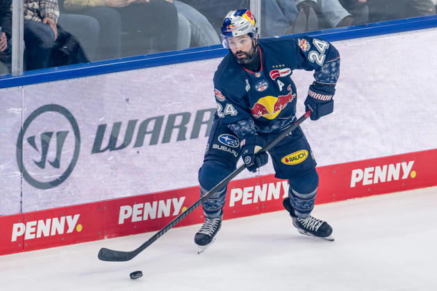 Ryan Murphy EHC Red Bull Muenchen, 24 GER, EHC Red Bull Muenchen vs Adler Mannheim, Ice Hockey, DEL, Playoffs, Semifinal Game 4, Season 2025 2026, 14 04 2026 GER, EHC Red Bull Muenchen vs Adler Mannheim, Ice Hockey, DEL, Playoffs, Semifinal Game 4, Season 2025 2026, 14 04 2026 Muenchen Copyright: xEibner-Pressefoto FranzxFeinerx EP_HFR
