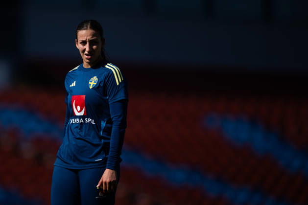 260416 Rosa Kafaji of the Swedish women s national football team during a training session on April 16, 2026 in Gothenburg Photo Mathias Bergeld BILDBYRAN code MB MB1364 fotboll football soccer fotball vm kval kval fifa womens world cup qualifier qualifier träning practice training sverige sweden dam bbeng women kvinner  Copyright: MATHIASxBERGELD BB260416MB041