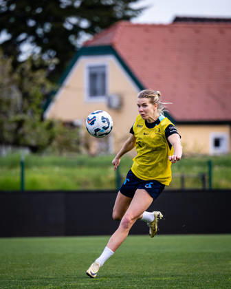 260417 Ada Hegerberg of the Norwegian women™s national football team during a training session on April 17, 2026 in Ptuj Photo Marius Simensen BILDBYRAN Cop 238 bbeng dam fifa women s world cup qualifier football fotball fotball norge norway practice soccer training trening träning  Copyright: MARIUSxSIMENSEN BB260417BB211