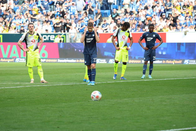 18 04 2026, xrekx, Soccer 1 Bundesliga, TSG 1899 Hoffenheim Borussia Dortmund v l Penalty for 1 0 by Andrej Kramaric TSG 1899 Hoffenheim DFL DFB REGULATIONS PROHIBIT ANY USE OF PHOTOGRAPHS as IMAGE SEQUENCES and or QUASI VIDEO Sinsheim