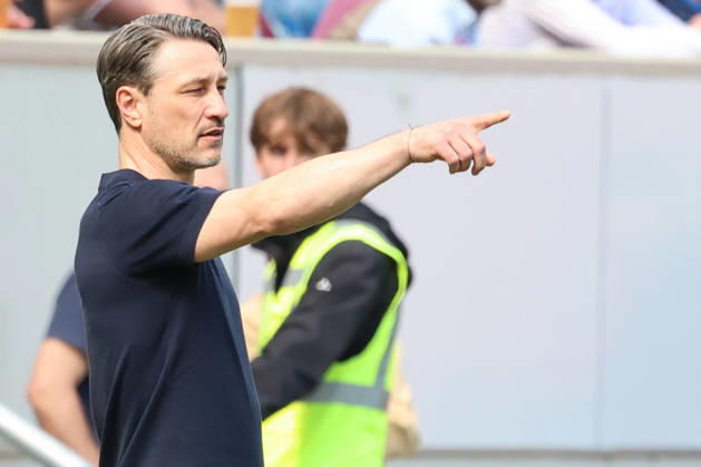 18 04 2026, xrekx, Fußball 1 Bundesliga, TSG 1899 Hoffenheim Borussia Dortmund v l Niko Kovac Trainer Borussia Dortmund gibt Anweisungen, gestikuliert, mit den Armen gestikulieren gives instructions, gesticulate DFL DFB REGULATIONS PROHIBIT ANY USE OF PHOTOGRAPHS as IMAGE SEQUENCES and or QUASI VIDEO Sinsheim