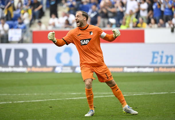 after the end of the match final cheers, joy, happiness, jubilation goalkeeper Oliver Baumann TSG 1899 Hoffenheim 01 TSG 1899 Hoffenheim vs Borussia Dortmund BVB 18 04 2026 DFL REGULATIONS PROHIBIT ANY USE OF PHOTOGRAPHS AS IMAGE SEQUENCES AND OR QUASI VIDEO TSG 1899 Hoffenheim vs Borussia Dortmund