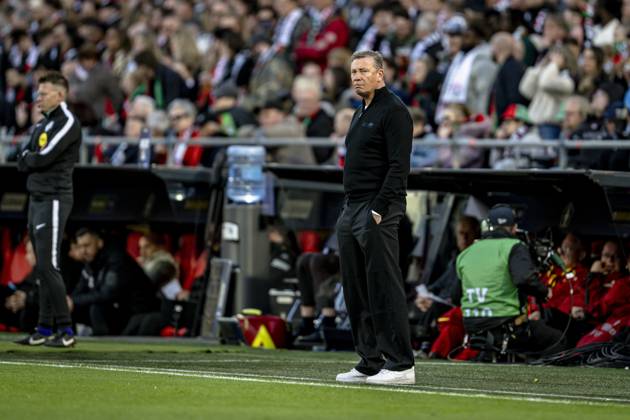 ROTTERDAM AZ Alkmaar coach Leeroy Echteld during the Eurojackpot KNVB Cup match between AZ and NEC in Rotterdam on April 19, 2026, at De Kuip stadium, Netherlands Photo by Stefan Koops EYE4IMAGES DeFodi Images
