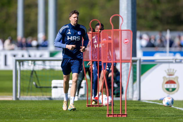 30 04 2026, Football, Training of FC Schalke 04 Janik Bachmann FC Schalke 04 Gelsenkirchen Training ground FC Schalke 04 NRW Germany xRHR PHOTO YYx Copyright: RHR-FOTOx RHR-FOTO YY