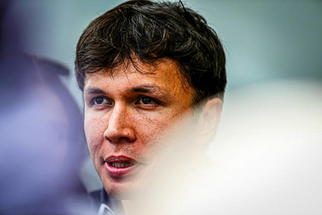 (23) Alexander Albon (THA) - Atlassian Williams F1 Team - Williams FW48 - Mercedes during the Formula 1 Crypto.com Miami Grand Prix 2026 at Miami International Autodrome in Miami Gardens, United States. Round 6 of the 2026 FIA Formula One World Championship, WM, Weltmeisterschaft held May 1-3, 2026. The Miami International Autodrome, located in the grounds of the Hard Rock Stadium, hosts the sixth round featuring the Sprint format. This event weekend features the F1 Sprint format, with a Sprint Shootout and Sprint Race in addition to the standard qualifying session and Grand Prix. Copyright: xAlessioxDexMarcox xAvens-images.com AvensImages IPAxSportx xipa-agency.netx xx IPA_74346072 IPA_Agency_IPA74346072