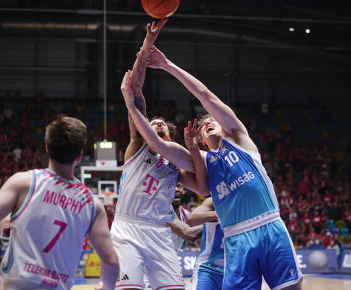Michael Kessens Telekom Baskets Bonn vs Frankfurt Skyxliners 32 Speiltag season 2025 26