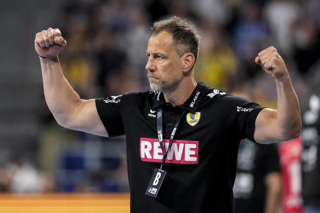 Maik Machulla coach, head coach, RNL , single picture, single photo, action, action, cheer, cheers, celebration, joy, rejoice, rejoicing, confident, optimistic, positive, game scene, 01 05 2026, Mannheim Germany , Handball, Bundesliga, Rhein Neckar Löwen MT Melsungen xozx