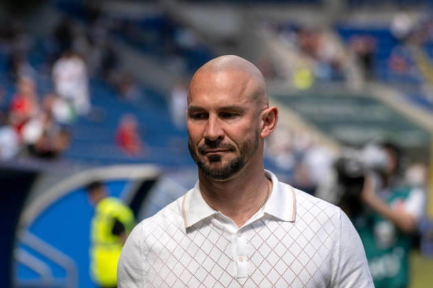 Coach Christian Ilzer TSG 1899 Hoffenheim xettx, Germany, Sinsheim, 02 05 2026, Football, Bundesliga TSG 1899 Hoffenheim vs VfB Stuttgart, Season 2025 2026, 32 Matchday, PreZero Arena DFL DFB REGULATIONS PROHIBIT ANY USE OF PHOTOGRAPHS AS IMAGE SEQUENCES AND OR QUASI VIDEO