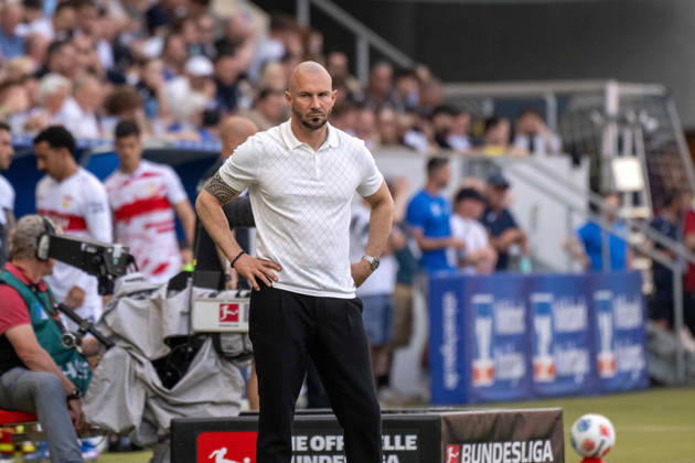 Coach Christian Ilzer TSG 1899 Hoffenheim xettx, Germany, Sinsheim, 02 05 2026, Football, Bundesliga TSG 1899 Hoffenheim vs VfB Stuttgart, Season 2025 2026, 32 Matchday, PreZero Arena DFL DFB REGULATIONS PROHIBIT ANY USE OF PHOTOGRAPHS AS IMAGE SEQUENCES AND OR QUASI VIDEO