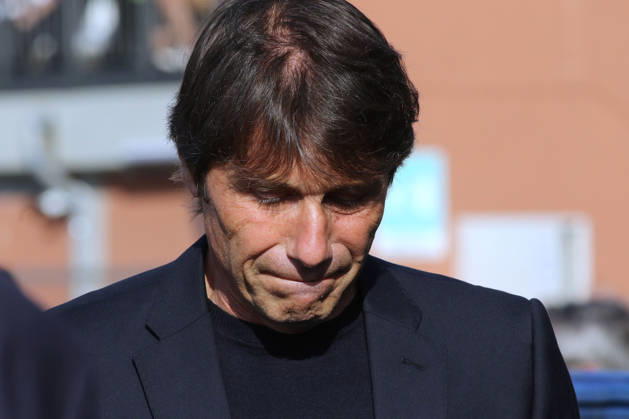 Foto IPP Albano Angilletta Como 02 05 2026 Calcio Campionato di serie A 2025 2026 Como - Napoli 0-0 nella foto: Antonio Conte allenatore del Napoli a teta bassa deluso Italy Photo Press World Copyright italy ITALY Copyright: xR4924_italyphotopressx