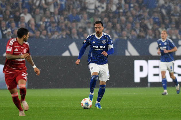 Kenan Karaman FC Schalke 04 in action, on the ball, single action during the 2 Bundesliga match between FC Schalke 04 and Fortuna Düsseldorf, Veltins Arena on May 02, 2026 in Gelsenkirchen, Germany Photo by Ralf Treese DeFodi Images Kenan Karaman FC Schalke 04 controls the ball during the 2 Bundesliga match between FC Schalke 04 and Fortuna Düsseldorf at Veltins Arena on May 2, 2026 in Gelsenkirchen, Germany Photo by Ralf Treese DeFodi Images DFL regulations prohibit any use of photographs as image sequences and or quasi video Photo by Ralf Treese DeFodi Images