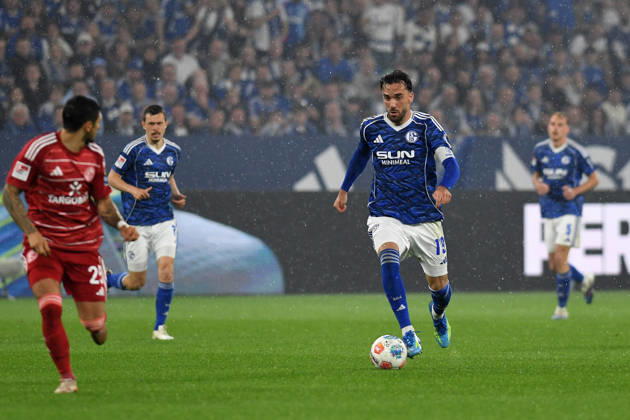 Kenan Karaman FC Schalke 04 in action, on the ball, single action during the 2 Bundesliga match between FC Schalke 04 and Fortuna Düsseldorf, Veltins Arena on May 02, 2026 in Gelsenkirchen, Germany Photo by Ralf Treese DeFodi Images Kenan Karaman FC Schalke 04 controls the ball during the 2 Bundesliga match between FC Schalke 04 and Fortuna Düsseldorf at Veltins Arena on May 2, 2026 in Gelsenkirchen, Germany Photo by Ralf Treese DeFodi Images DFL regulations prohibit any use of photographs as image sequences and or quasi video Photo by Ralf Treese DeFodi Images
