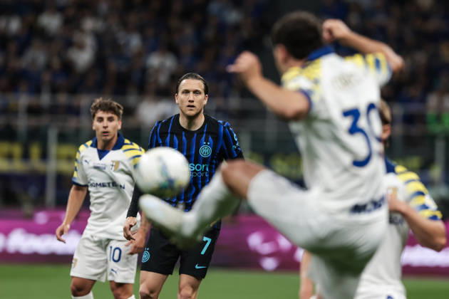 FC Internazionale v Parma Calcio 1913 - Serie A Piotr Zielinski of FC Internazionale is in action during the Serie A football match between Internazionale FC and Parma Calcio 1913 at Giuseppe Meazza Stadium in Milan, Italy, on May 3, 2026. Milano Italy Copyright: xEmanuelexComincinix originalFilename:comincini-internaz260503_npubf