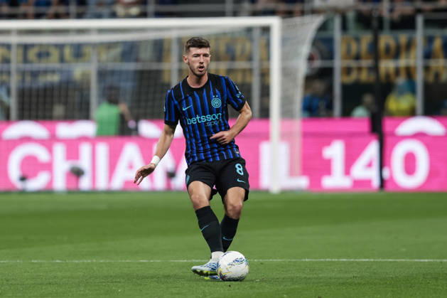 FC Internazionale v Parma Calcio 1913 - Serie A Petar Sucic of FC Internazionale is in action during the Serie A football match between Internazionale FC and Parma Calcio 1913 at Giuseppe Meazza Stadium in Milan, Italy, on May 3, 2026. Milano Italy Copyright: xEmanuelexComincinix originalFilename:comincini-internaz260503_npQtI