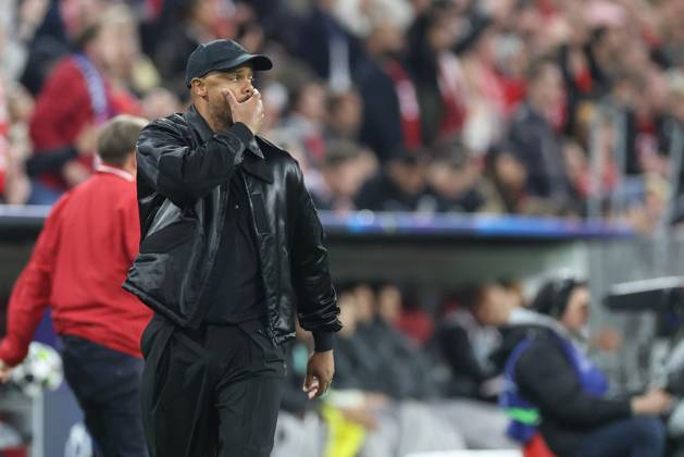 disappointment for head coach Vincent Kompany FC Bayern Muenchen , FC Bayern Muenchen vs Paris Saint Germain, Football, UEFA, Champions League, semi-final, second leg, 06 05 2026 Muenchen Bayern Germany Copyright: xkolbert-press ChristianxKolbertx