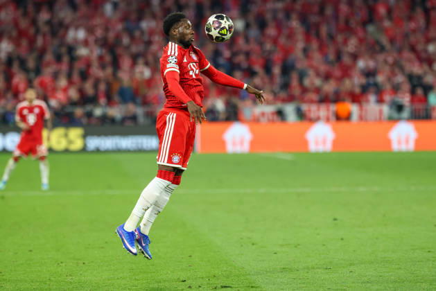 Alphonso Davies FC Bayern Muenchen, 19 with ball, GER, FC Bayern Muenchen vs Paris St Germain, Football, UEFA Champions League, semi-final, second leg, 2025 2026 season, 06 05 2026, GER, FC Bayern Muenchen vs Paris St Germain, Football, UEFA Champions League, semi-final, second leg, 2025 2026 season, 06 05 2026 Muenchen Copyright: xEibner-Pressefoto JennixMaulx EP_JML