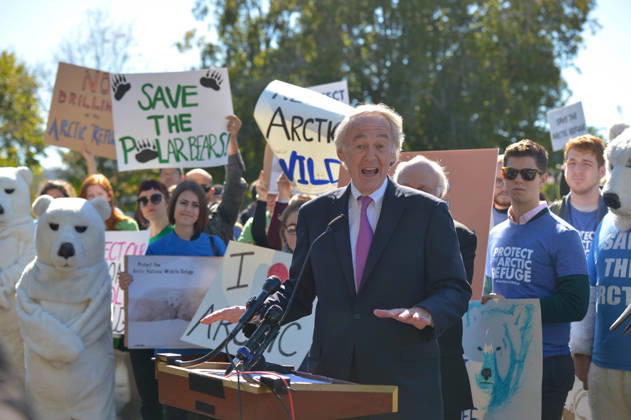 October 17, 2017 - Washington, DC, United States of America - U.S. Sen. Ed Markey of Massachusetts, alongside fellow Democratic senators speaks during a rally opposing oil and gas drilling in the Arctic National Wildlife Refuge on the east lawn of the Capitol October 17, 2017 in Washington, DC. Copyright: xUsxSenatex