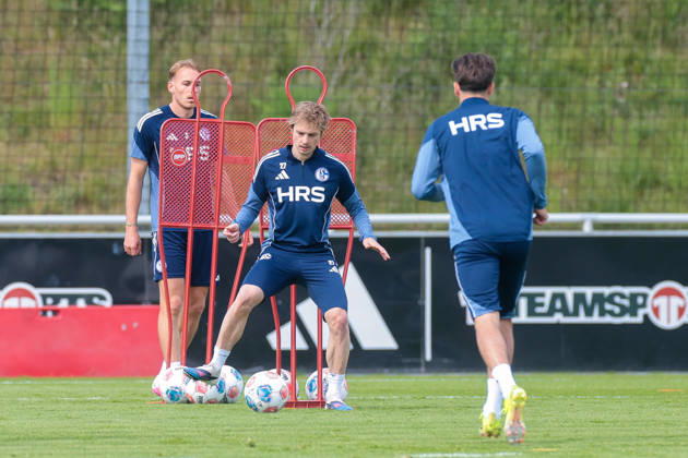 07 05 2026, Soccer, Training of FC Schalke 04 Finn Porath FC Schalke 04 Gelsenkirchen Training ground FC Schalke 04 NRW Germany xRHR PHOTO YYx Copyright: RHR-FOTOx RHR-FOTO YY