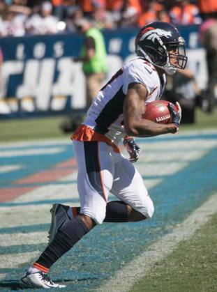 October 22, 2017 - Los Angeles, California, U.S - 27 Brendan Langley CB of the Los Angeles Chargers runs with the ball during their game against the Denver Broncos on Sunday October 22, 2017 at the StubHub Center in Los Angeles, California. Chargers defeats Broncos, 21-0. Copyright: xJavierxRojasx
