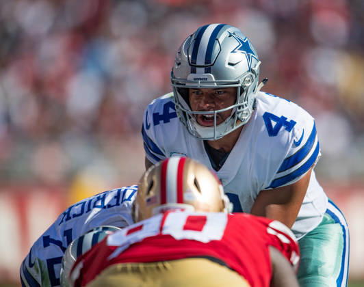 October 22, 2017: Dallas Cowboys quarterback Dak Prescott (4) in action, during a NFL, American Football Herren, USA game between the Dallas Cowboys and the San Francisco 49ers at the Levi s Stadium in Santa Clara, California. Valerie Shoaps CSM Copyright: xValeriexShoapsx