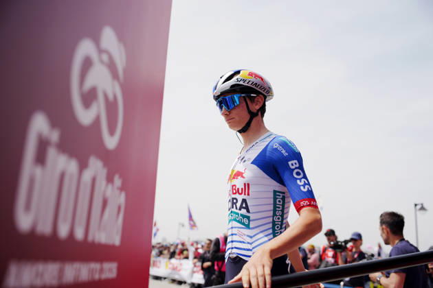 Italy™s Giulio Pellizzari of Red Bull - Bora - Hansgrohe during Stage 1 of the Giro d™Italia, from Nessebar to Burgas, Bulgaria, Friday, May 8, 2026.  Copyright: xMarcoxAlpozzi LaPressex