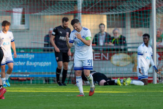 Soccer Mens Regionalliga Bayern Season 2025 2026 33 Matchday 08 05 2026 TSV Buchbach Viktoria Aschaffenburg SMR Arena Benjamin Baier of SV Viktoria Aschaffenburg reacts to the action is disappointed Buchbach SMR Arena Bavaria Germany