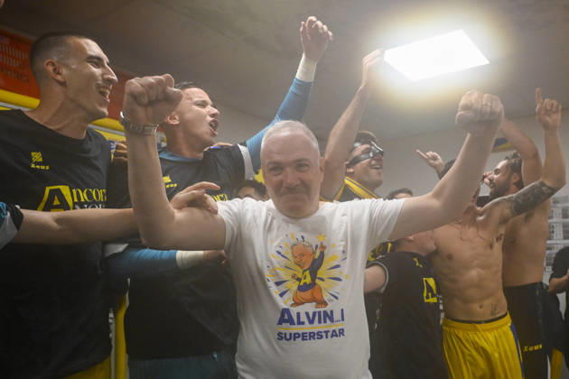 Frosinone s head coach Massimiliano Alvini during the Serie BKT soccer match between Frosinone and Mantova at the Frosinone™s Benito Stirpe stadium, Italy - Friday, May 08, 2026 - Soccer ( Photo by Fabrizio Corradetti LaPresse )  Copyright: xFabrizioxCorradetti LaPressex