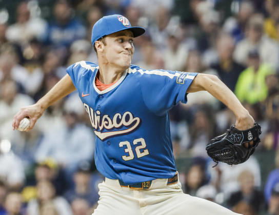 Milwaukee Brewers starting pitcher Jacob Misiorowski throws in the first inning of the MLB, Baseball Herren, USA game between the New York Yankees and the Milwaukee Brewers at American Family Field in Milwaukee, Wisconsin on Friday May 8, 2026.  MIL20260508805 TANNENxMAURY