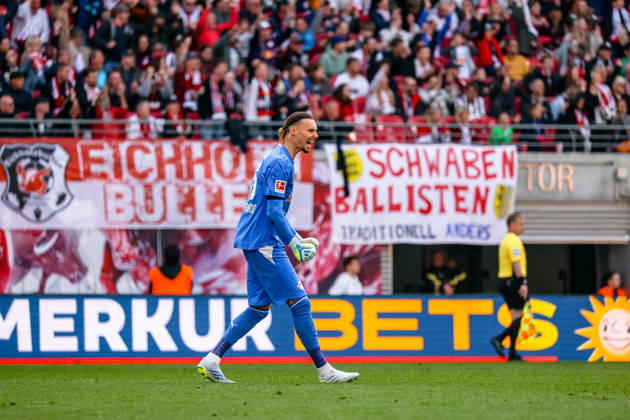 Maarten Vandevoordt RB Leipzig, 26 cheers, goal celebration, cheers over goal, RB Leipzig vs FC St Pauli, Football, 1 Bundesliga, 33 Matchday, Season 2025 2026, 09 05 2026,¨ DFL REGULATIONS PROHIBIT ANY USE OF PHOTOGRAPHS AS IMAGE SEQUENCES AND OR QUASI VIDEO,¨ RB Leipzig vs FC St Pauli, Football, 1 Bundesliga, 33 Matchday, Season 2025 2026, 09 05 2026 Leipzig Copyright: xEibner-Pressefoto LauraxRoemerx EP_LRR
