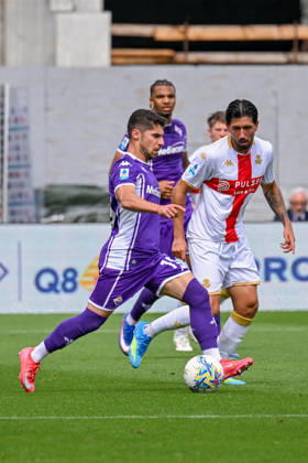 Genoa™s Mikael Ellertsson fights for the ball during the Serie A soccer match between Fiorentina and Genoa at the Artemio Franchi Stadium in Florence, Italy - Sunday, May 10, 2026. - Soccer .  Copyright: xTanoxPecoraro LaPressex