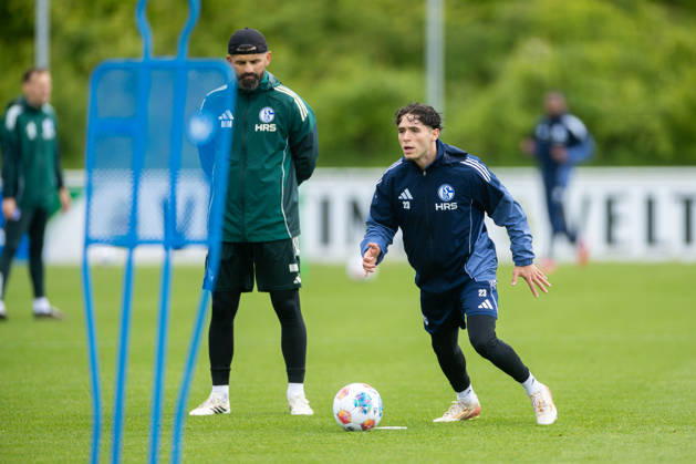 14 05 2026, Football, Training of FC Schalke 04 v l Coach Miron Muslic FC Schalke 04 , Soufiane El Faouzi FC Schalke 04 Gelsenkirchen Training ground FC Schalke 04 NRW Germany xRHR PHOTO YYx Copyright: RHR-FOTOx RHR-FOTO YY