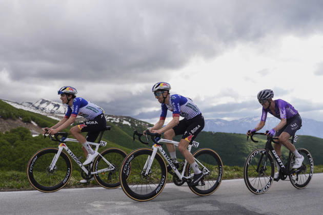 Italy™s Giulio Pellizzari of Red Bull - Bora - Hansgrohe, Australia™s Jai Hindley of Red Bull - Bora - Hansgrohe, Australia™s Ben O™Connor of Team Jayco Alula during Stage 7 of the Giro d™Italia, from Formia to Blockhaus, Italy, Friday, May 15, 2026.  Copyright: xFabioxFerrari LaPressex