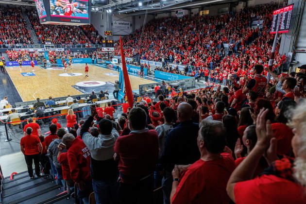 fan, fans, spectators, cheers, cheering, positive emotions, positive emotion, symbol image, symbol photo, theme photo, theme picture, BMA365 Bamberg Baskets vs ratiopharm Ulm, basketball, easyCredit BBL, playoff quarter-final, game 1, 16 05 2026 BMA365 Bamberg Baskets vs ratiopharm Ulm, basketball, easyCredit BBL, playoff quarter-final, game 1, 16 05 2026 Bamberg Copyright: xEibner-Pressefoto G.xSantemizx EP_EER