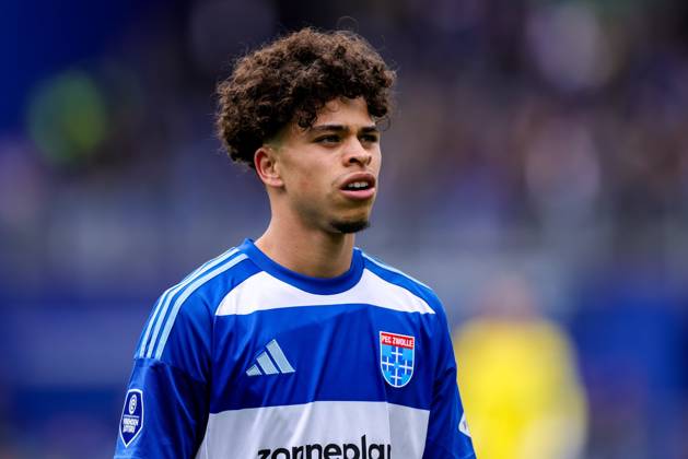 ZWOLLE, 17-05-2026 , MACÂ³PARK , season 2025 2026 , Dutch Eredivisie Football , match between PEC Zwolle and Feyenoord , picture shows PEC Zwolle player Gabriel Reiziger looks on PEC - Feyenoord  x203759619x Copyright: