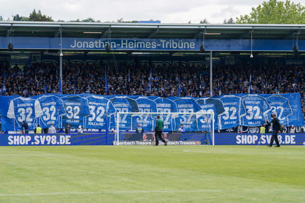 Germany Soccer 2 Liga 2025 2026, 34 Matchday SV Darmstadt 98 vs SC Paderborn 07 Merck Stadion am Böllenfalltor Darmstadt Spectators, fans, stands, flag, banner, banner, choreography, fan choreography, Copyright: xTobiasxWentzellx