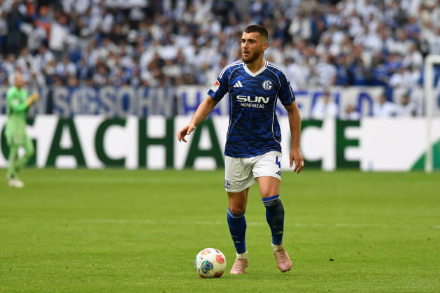 Hasan Kurucay FC Schalke 04 in action, on the ball, single action during the 2 Bundesliga match between FC Schalke 04 and Eintracht Braunschweig, Veltins Arena on May 17, 2026 in Gelsenkirchen, Germany Photo by Ralf Treese DeFodi Images Hasan Kurucay FC Schalke 04 controls the ball during the 2 Bundesliga match between FC Schalke 04 and Eintracht Braunschweig at Veltins Arena on May 17, 2026 in Gelsenkirchen, Germany Photo by Ralf Treese DeFodi Images Photo by Ralf Treese DeFodi Images