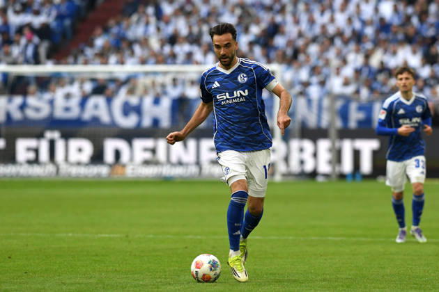 Kenan Karaman FC Schalke 04 in action, on the ball, single action during the 2 Bundesliga match between FC Schalke 04 and Eintracht Braunschweig, Veltins Arena on 17 May 2026 in Gelsenkirchen, Germany Photo by Ralf Treese DeFodi Images Kenan Karaman FC Schalke 04 controls the ball during the 2 Bundesliga match between FC Schalke 04 and Eintracht Braunschweig at Veltins Arena on May 17, 2026 in Gelsenkirchen, Germany Photo by Ralf Treese DeFodi Images Photo by Ralf Treese DeFodi Images